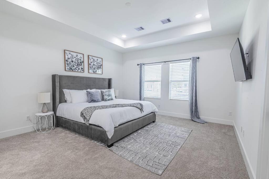 Luxury Home Near Houston Downtown & Medical Center Екстер'єр фото