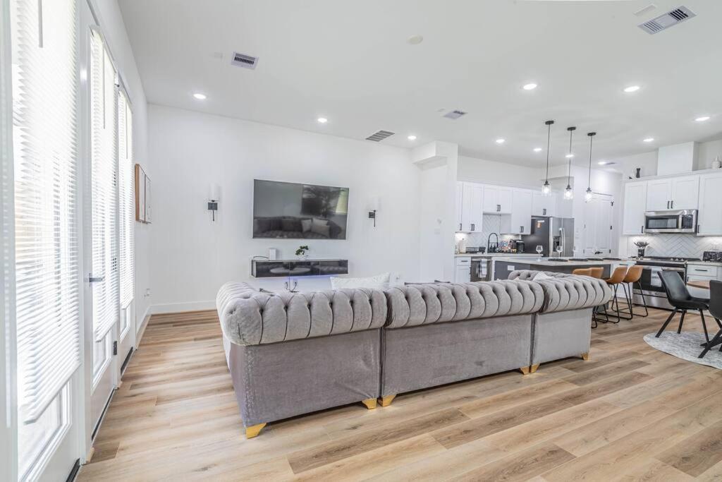 Luxury Home Near Houston Downtown & Medical Center Екстер'єр фото