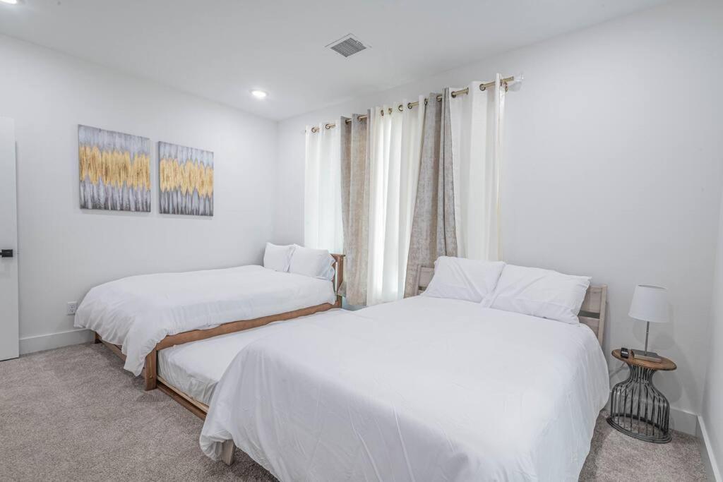 Luxury Home Near Houston Downtown & Medical Center Екстер'єр фото
