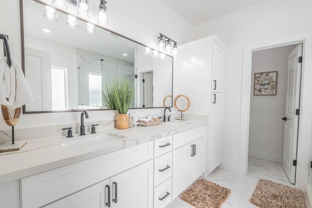 Luxury Home Near Houston Downtown & Medical Center Екстер'єр фото